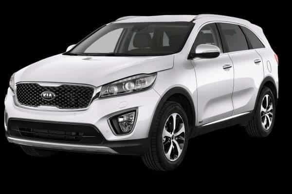 TaxiVert à Casablanca circulant sur le boulevard Hassan II